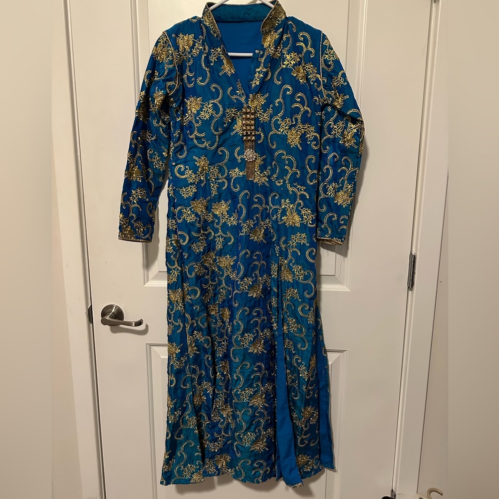 Women’s Suit/ Sharara
